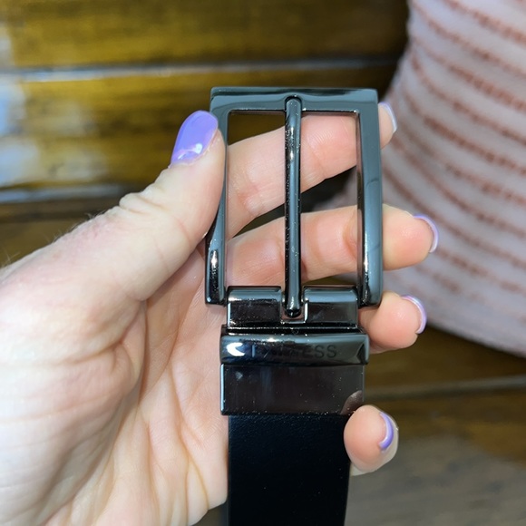 Express Faux Leather Reversible Black & Deep Mahogany Brown Belt- 30 Waist - Picture 2 of 5